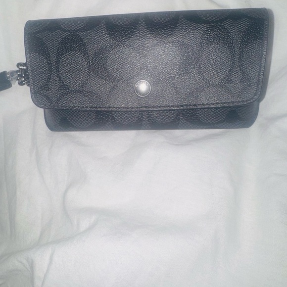 Coach Accessories - Coach leather black signature sunglasses/glasses lanyard case. Rare!